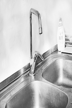 maišytuvas dviguboje plautuvėje - Fabijoniškėse